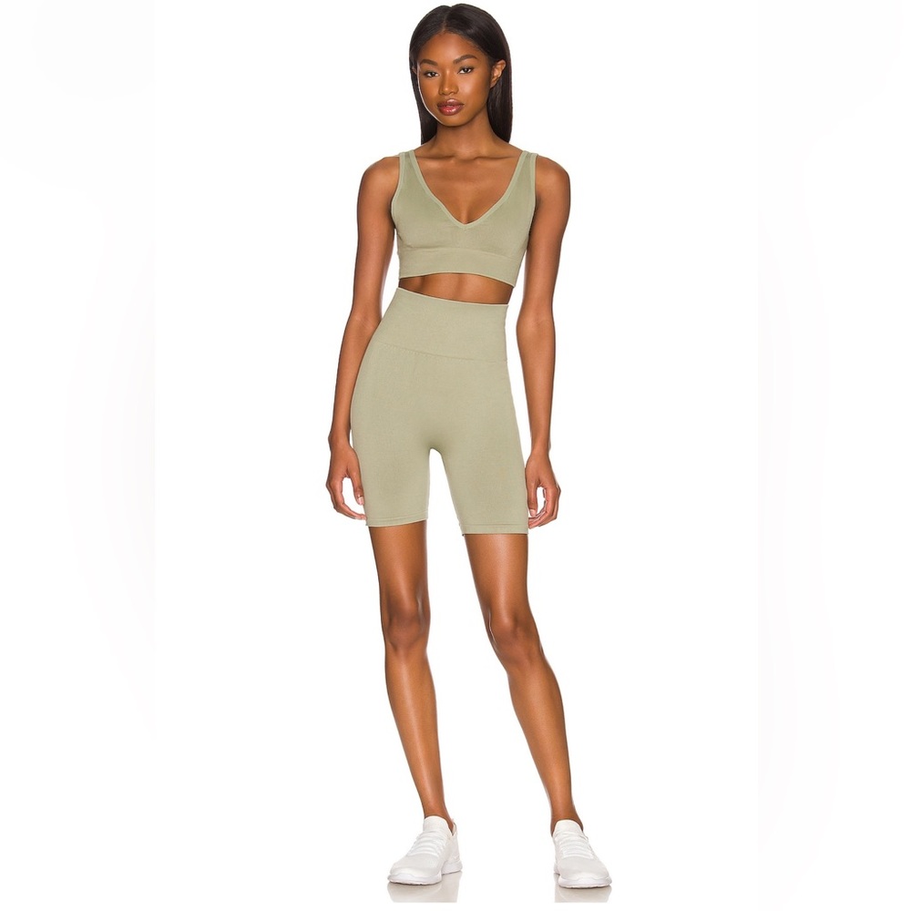 WeWoreWhat V-Neck Bra Top and Seamless Biker Shorts in ‘Tea’